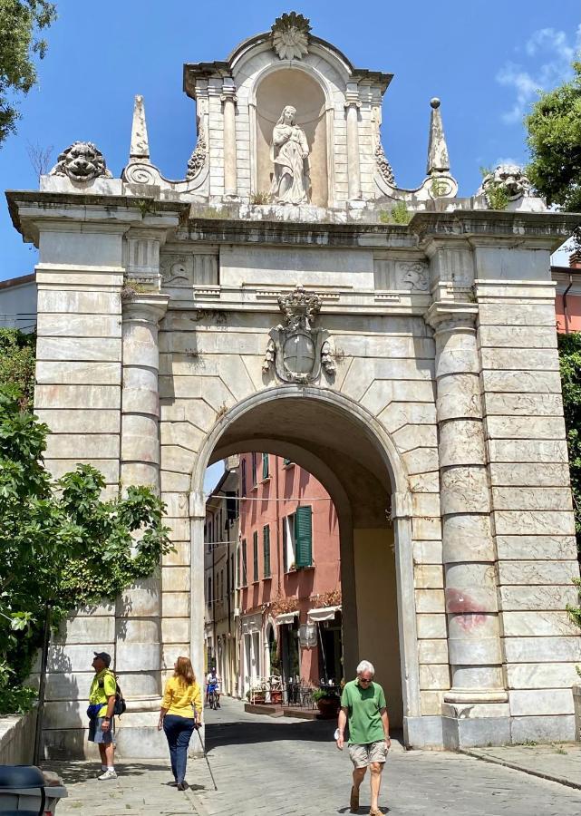 Sogno In Cittadella Vila Sarzana Exterior foto